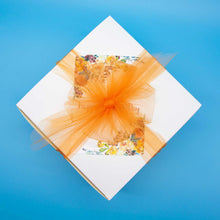Load image into Gallery viewer, Gift Box-Personalized Spa Gift Set